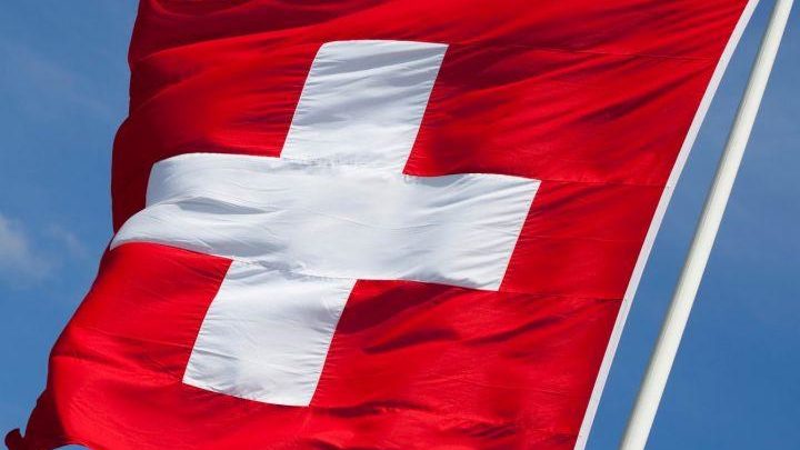 البرلمان السويسري يصوت لصالح لوائح العملات الرقمية