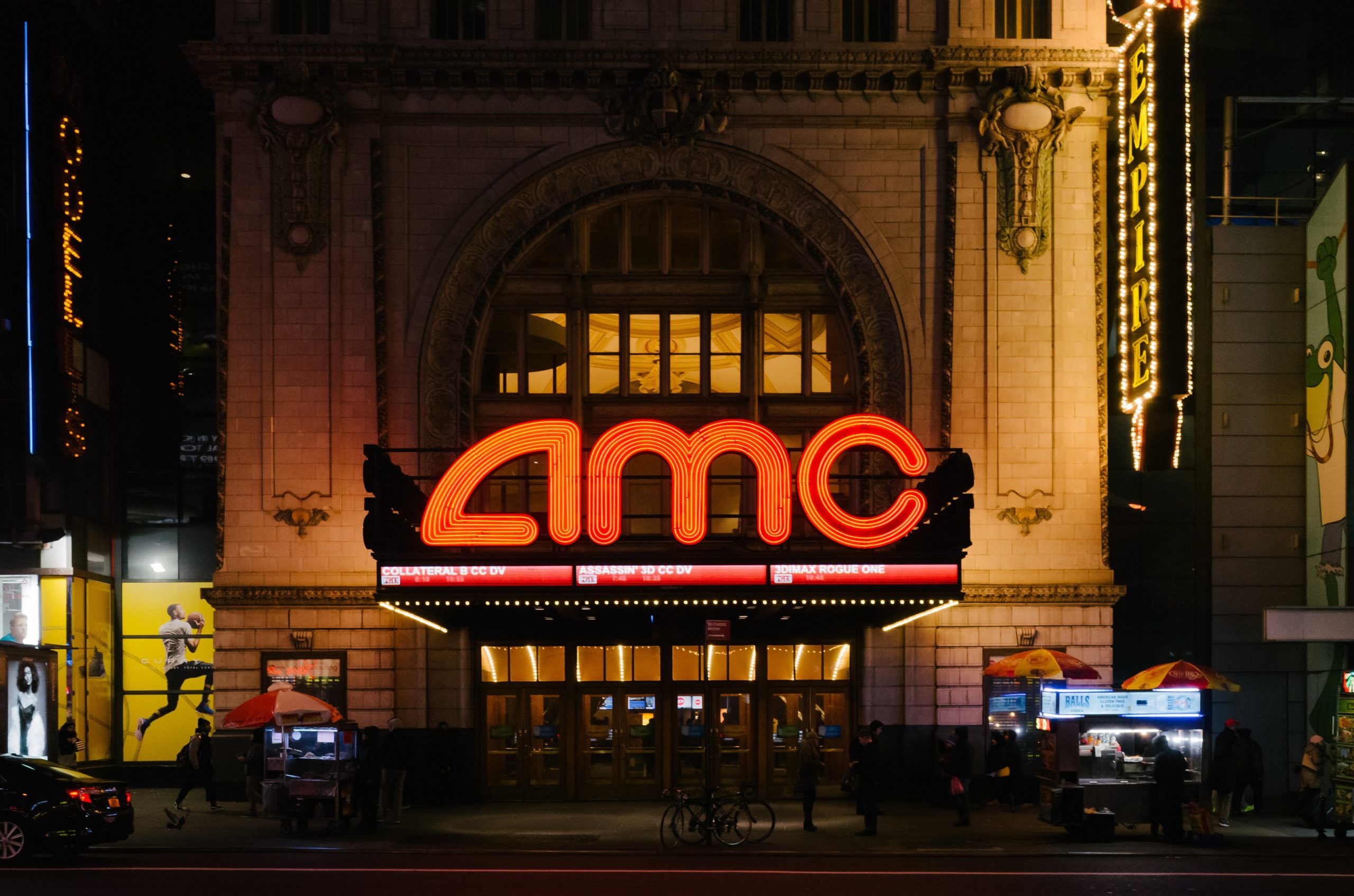 دور السينما الأمريكية AMC تقبل الدفع بالعملات الرقمية نهاية العام